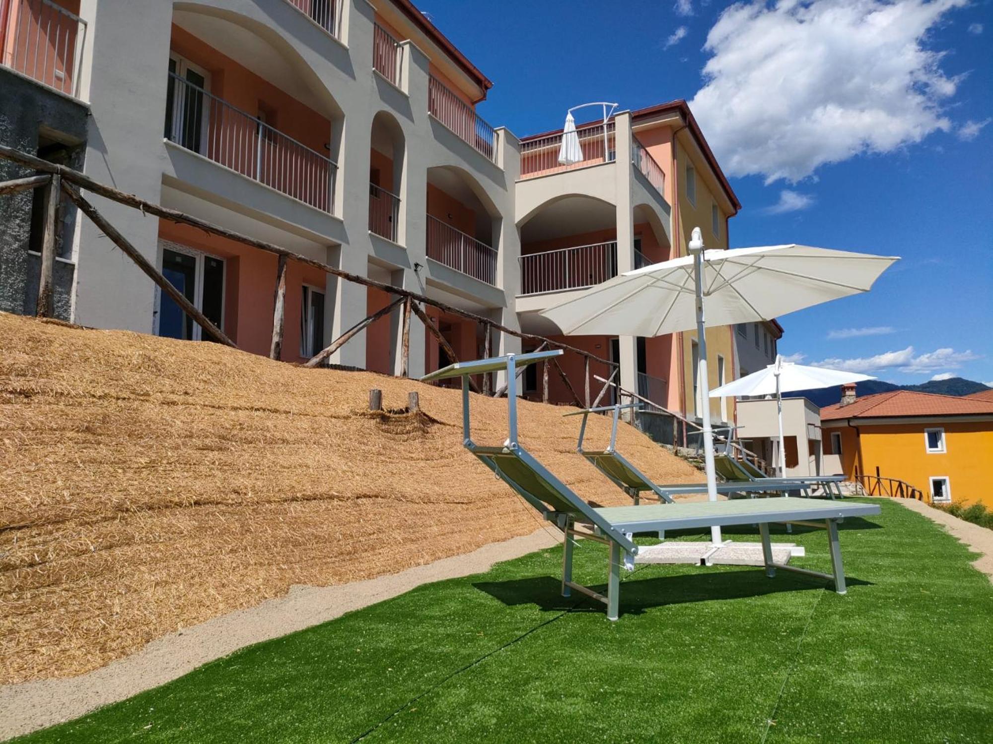 Castagnarossa Casa Vacanze เบเวรีโน ภายนอก รูปภาพ