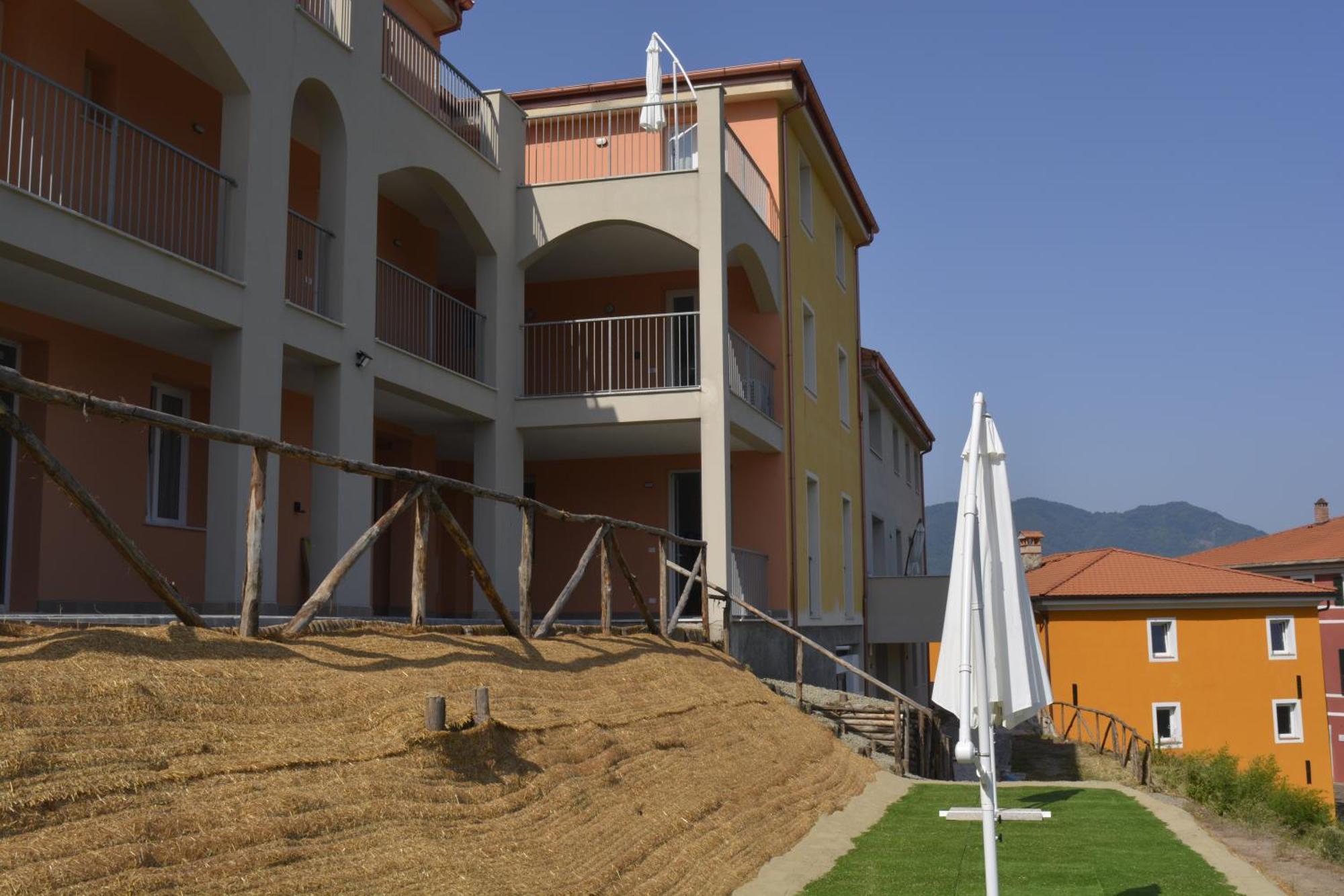 Castagnarossa Casa Vacanze เบเวรีโน ภายนอก รูปภาพ
