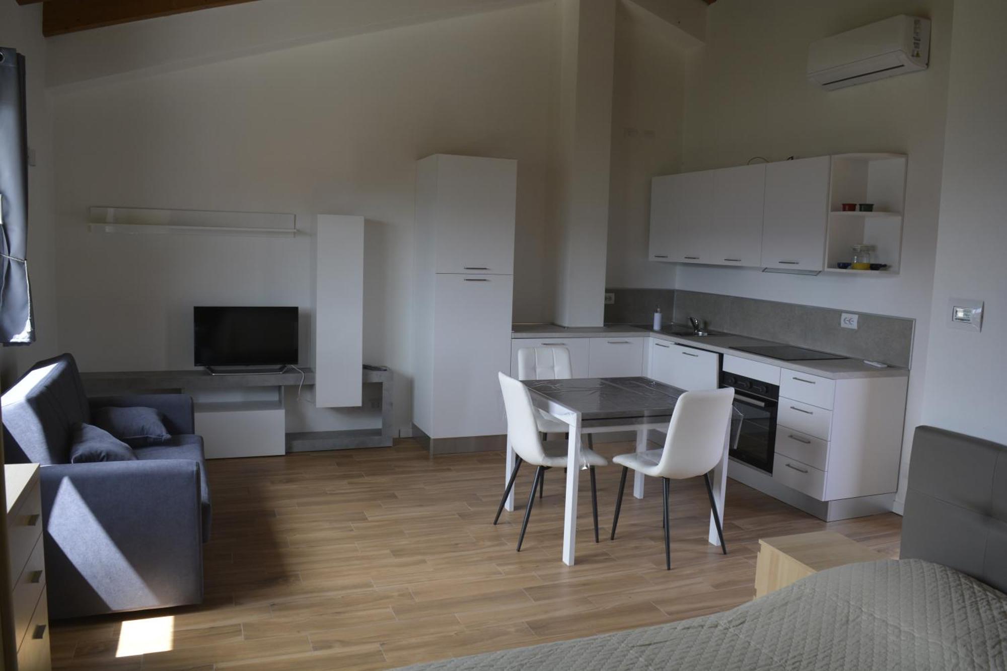 Castagnarossa Casa Vacanze เบเวรีโน ภายนอก รูปภาพ