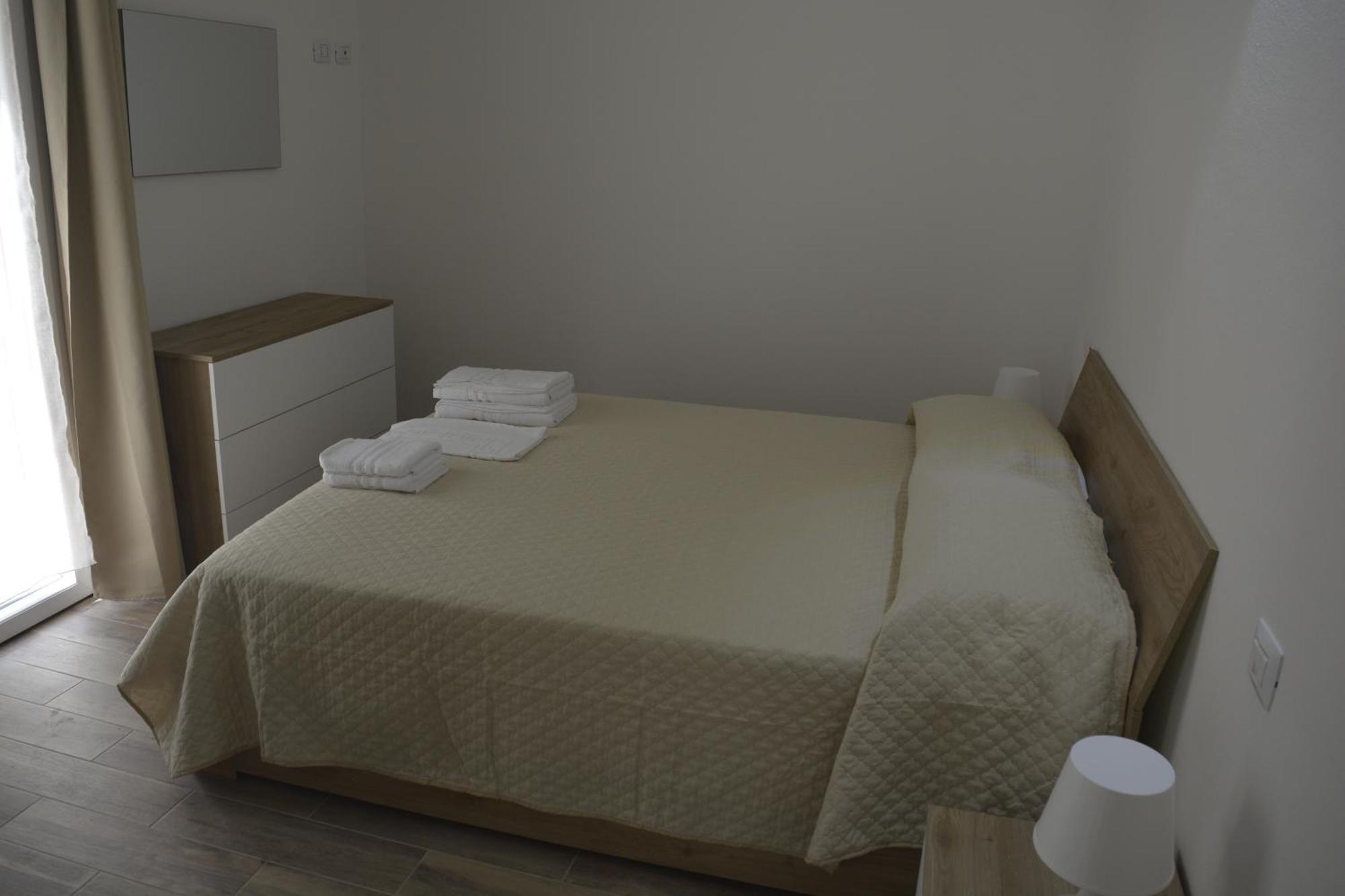 Castagnarossa Casa Vacanze เบเวรีโน ภายนอก รูปภาพ